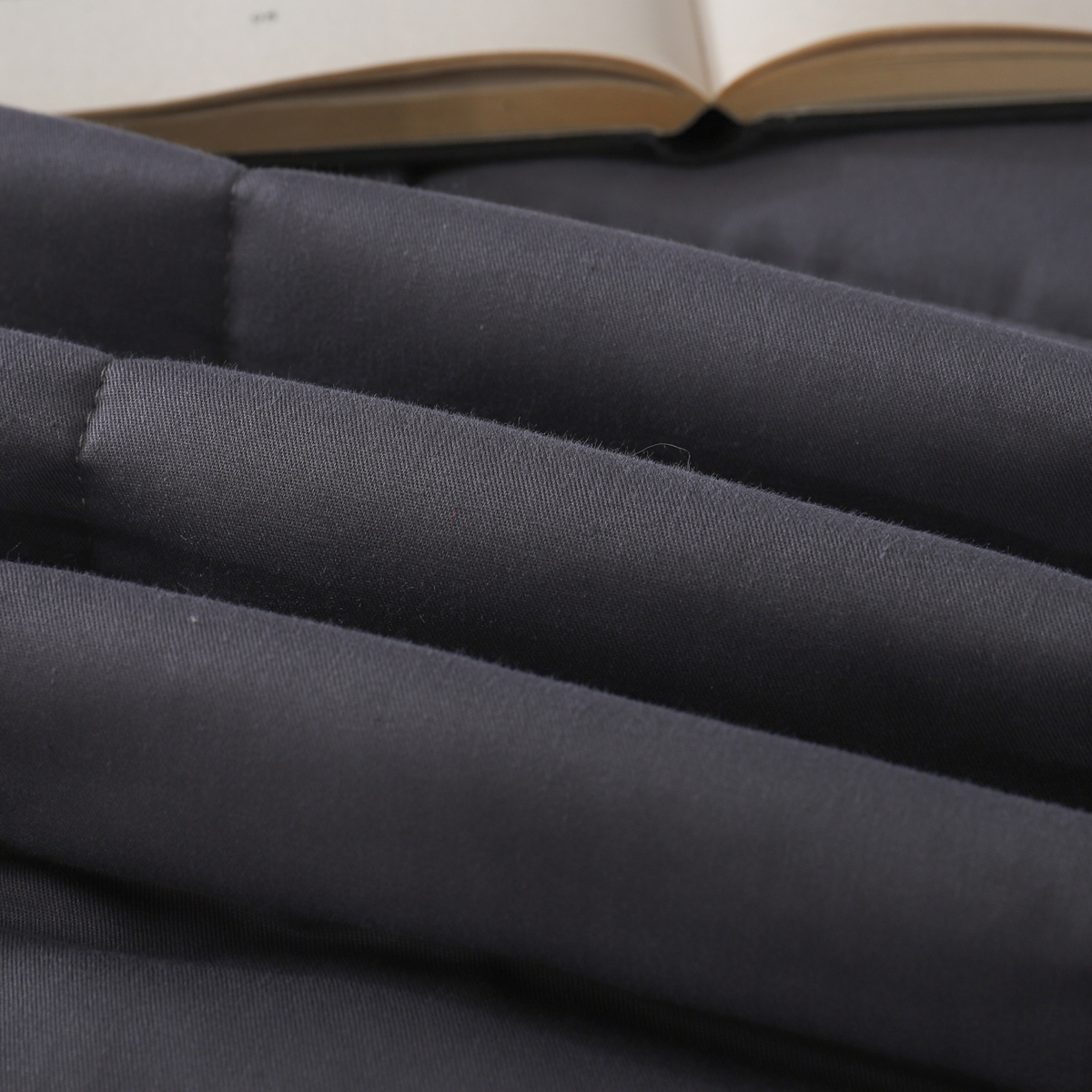 LoungeYard | Eindhoven BlueBliss Blanket | Weighted blanket for better sleep — product view 3