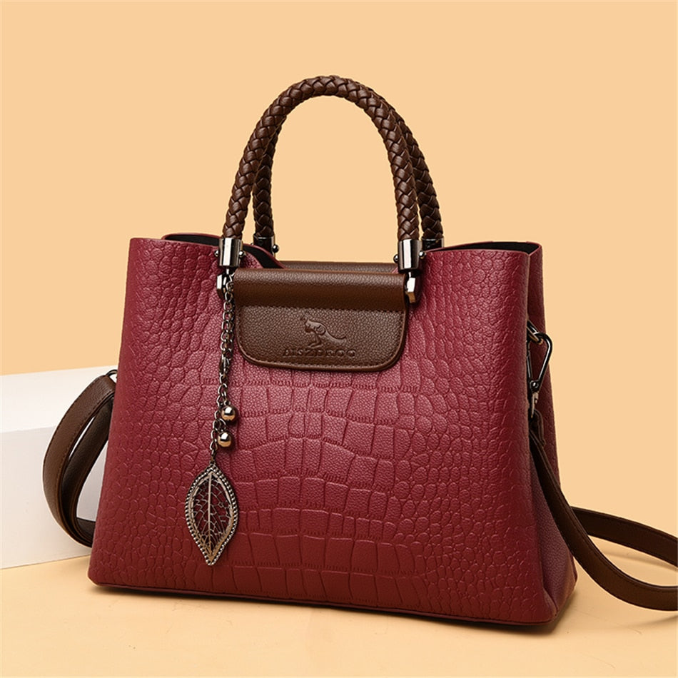 LoungeYard | Luxe Leather Women's Handbag - Amara — product view 7