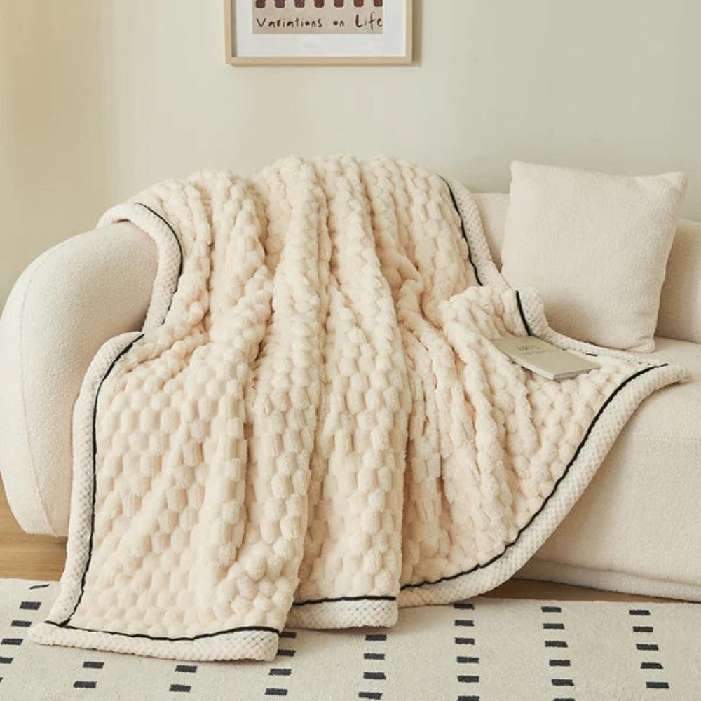 LoungeYard | Plush Fleece Blanket Soft Throw — product view 1