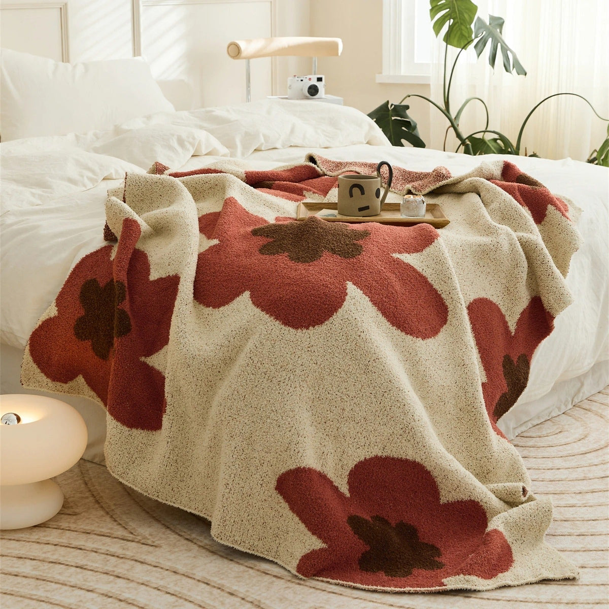 FloralSoft - Luxury Microfiber Blanket for Ultimate Comfort LoungeYard — product view 5