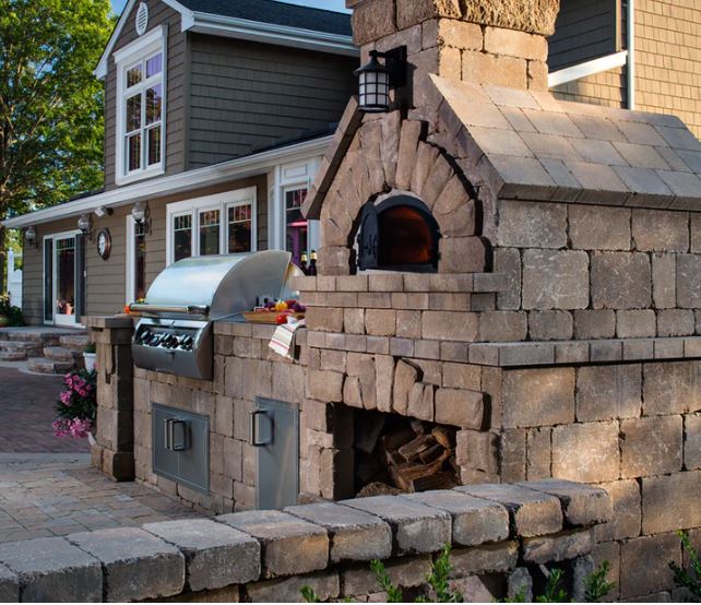 Chicago Brick Oven - CBO-750 DIY Kit - Outdoor Built-In Wood Fired Pizza Oven - 38&quot; X 28&quot;