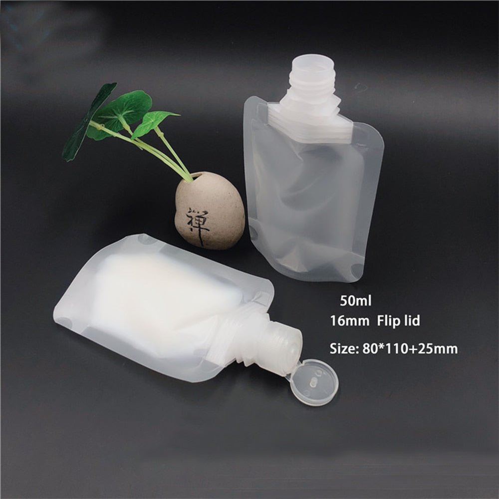 LoungeYard | Portable Travel Fluid Packing Bag — product view 4