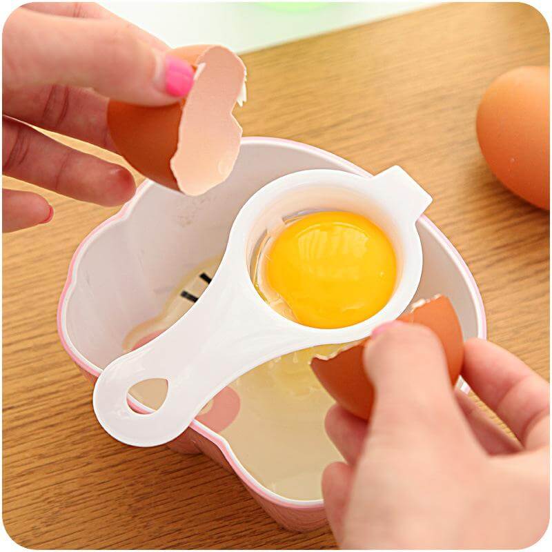 LoungeYard | Egg White Yolk Separator — product view 1