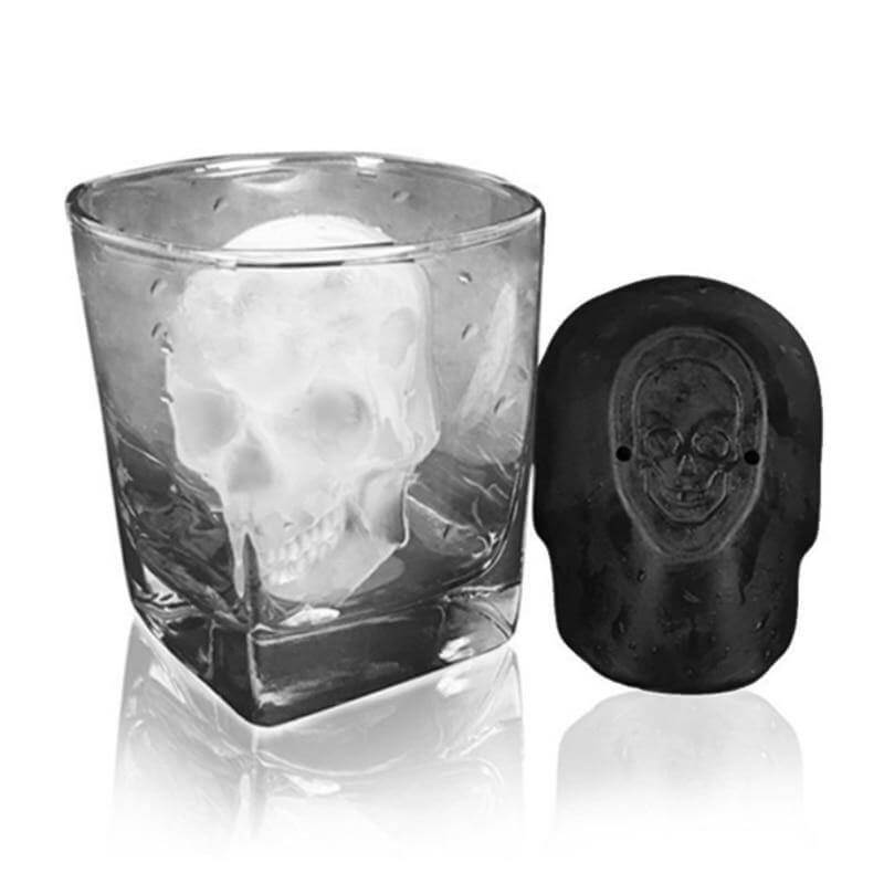 LoungeYard | Big Skull Shape 3D Ice Cube Mold — product view 6