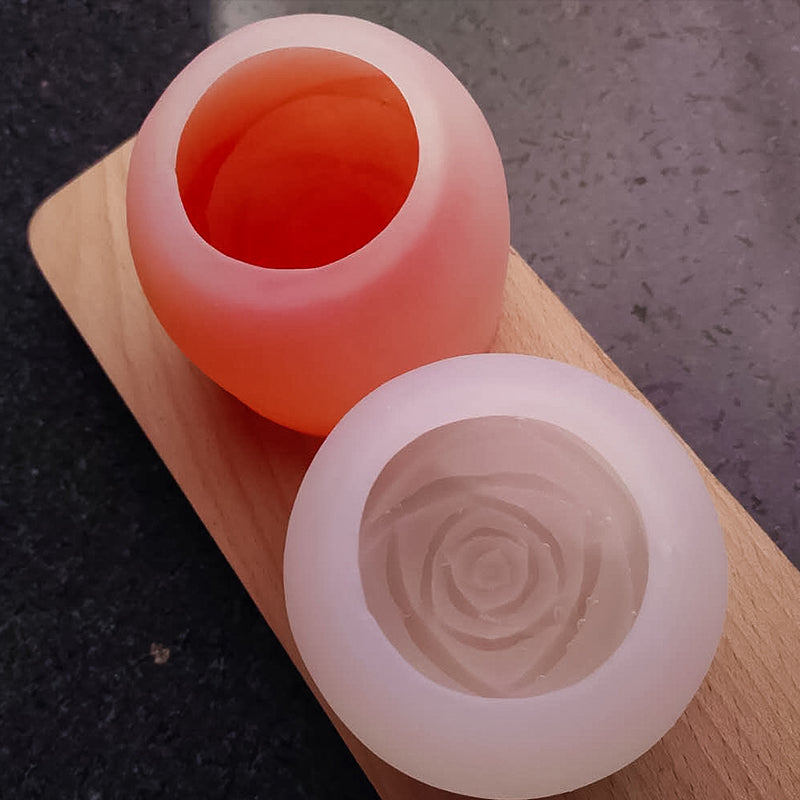 LoungeYard | Rose Silicone Ice Maker Mold — product view 3