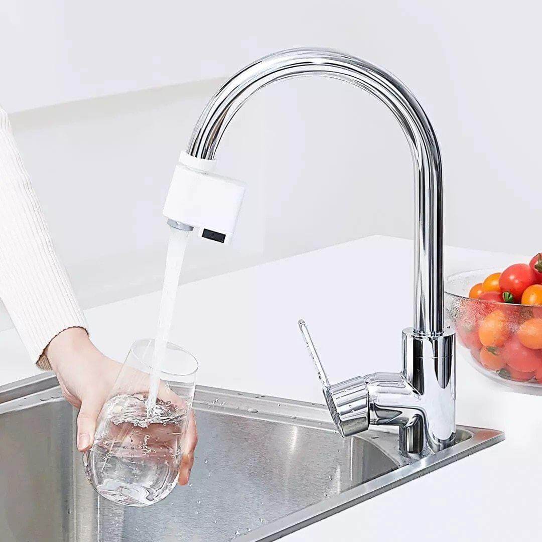 LoungeYard | Smart Water Saver Sensor Faucet Extender — product view 6