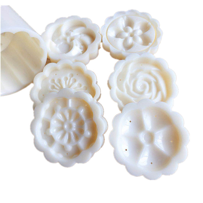 LoungeYard | DIY Flower Shape Cookie Cutter — product view 3