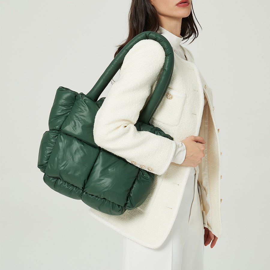 LoungeYard | Stylish Women's Bag — product view 4