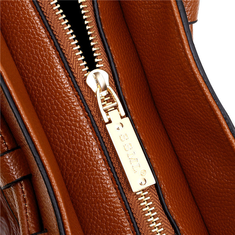 LoungeYard | Leather Crocodile Bag – with handcrafted details — product view 7