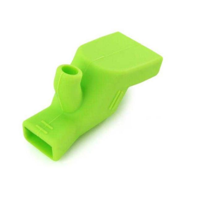LoungeYard | Elastic Kids Water Faucet Extension — product view 6