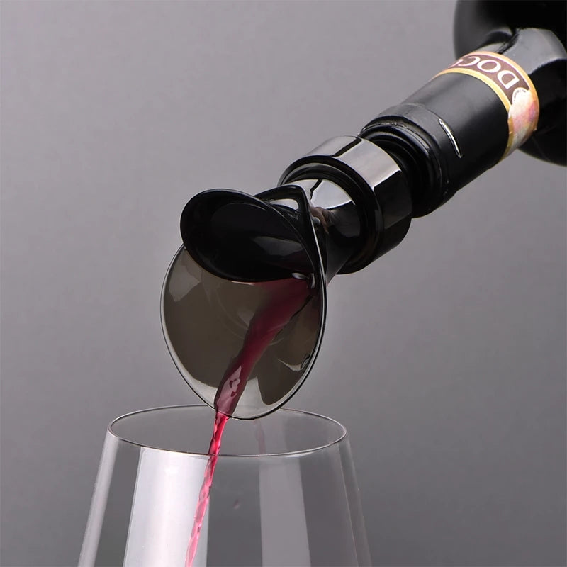 LoungeYard | 2in1 Wine Stopper Decanter — product view 1