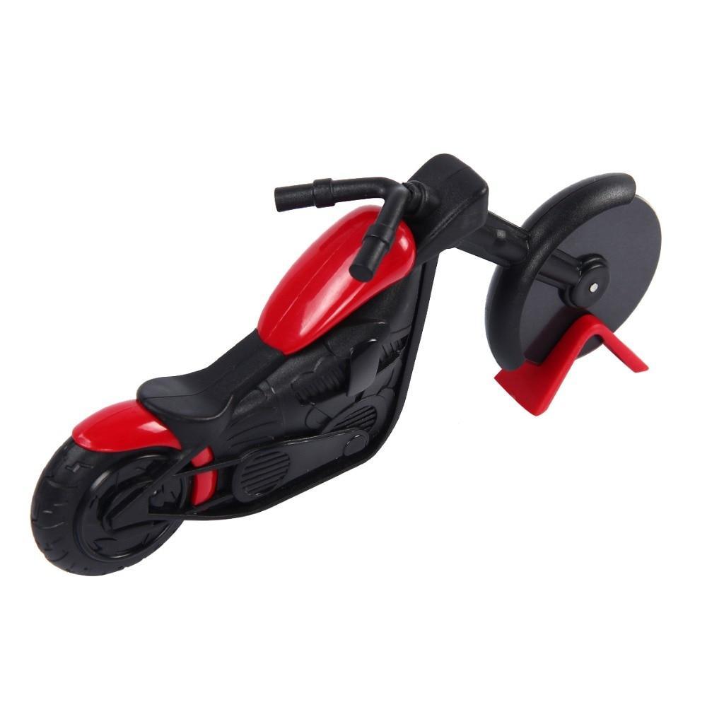 LoungeYard | Chopper Pizza Cutter — product view 3