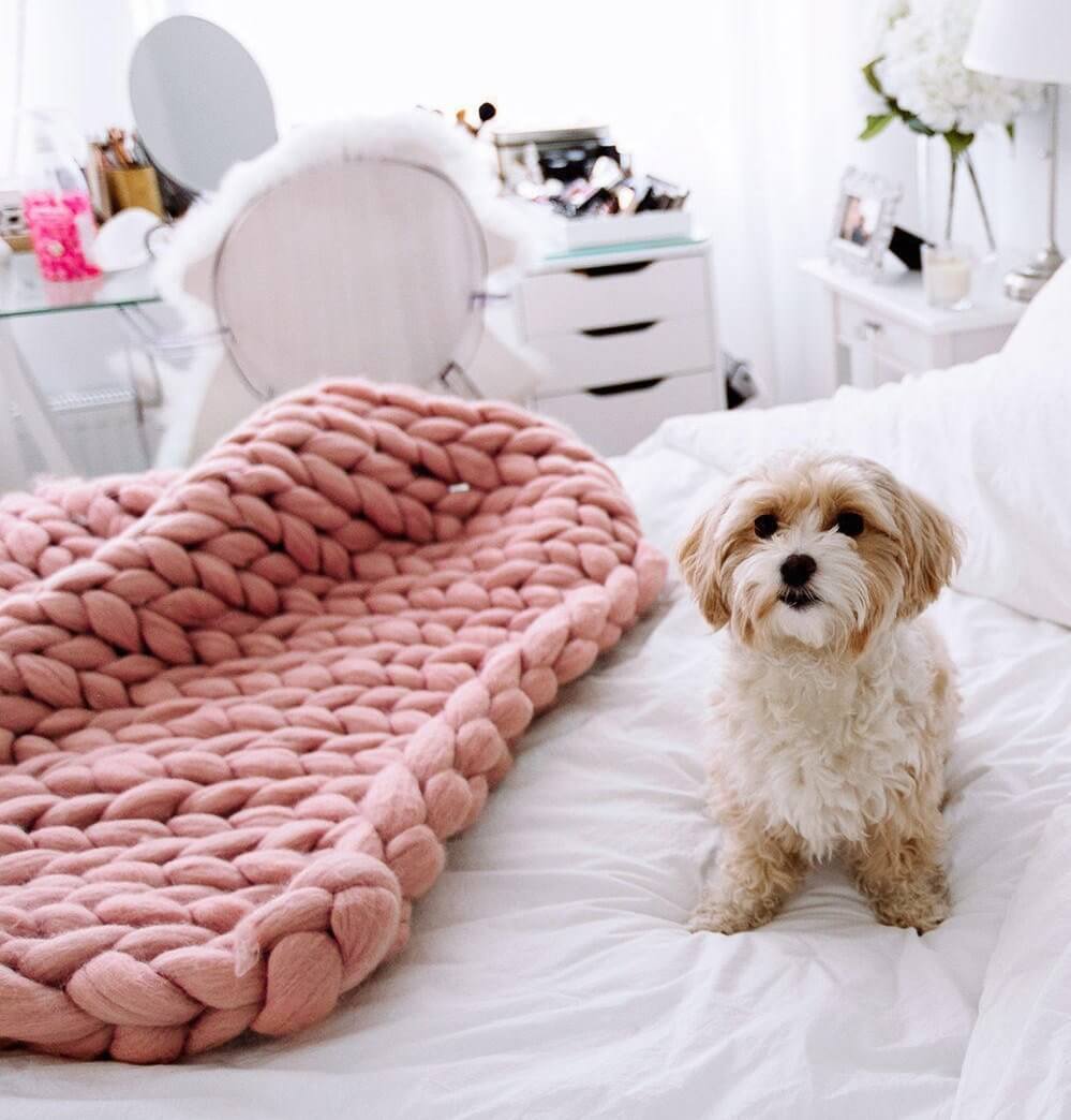 LoungeYard | Thick Line Sofa Knitted Blanket — product view 3