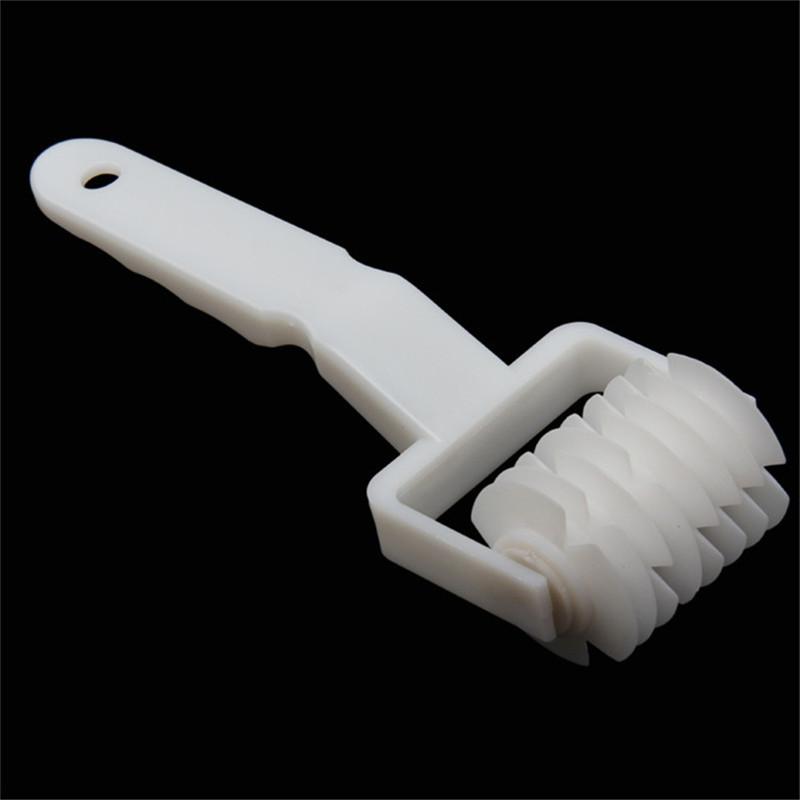 Pastry Lattice Dough Roller | LoungeYard — product view 4