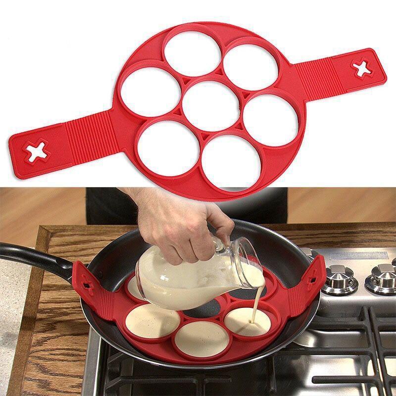 Non-Stick Silicone Egg & Pancake Mold | LoungeYard — product view 1
