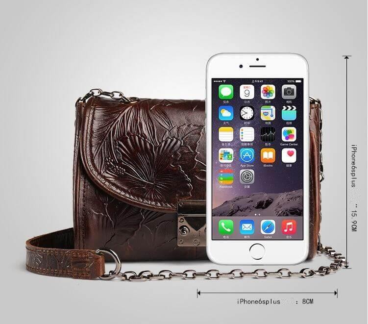 LoungeYard | Luxury Designer Vintage Small Crossbody Bags — product view 4