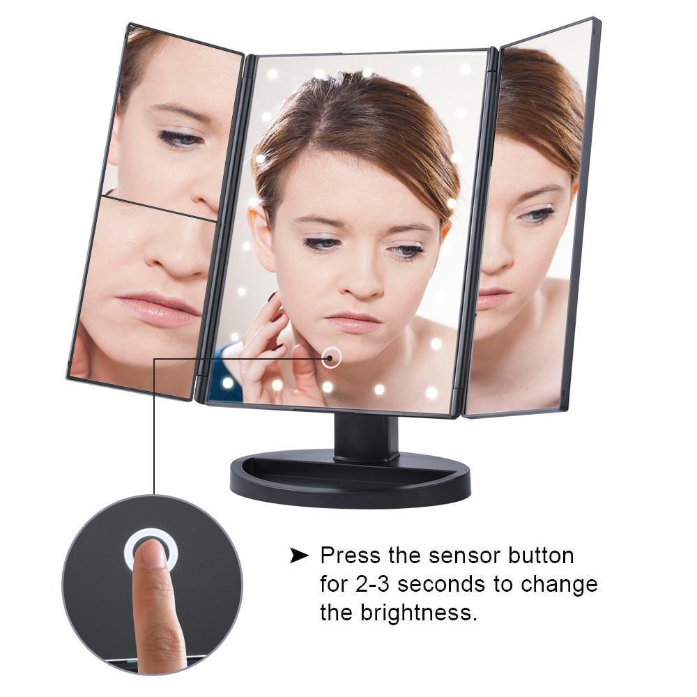 LoungeYard | Magnifying Vanity Mirror with Lights — product view 2