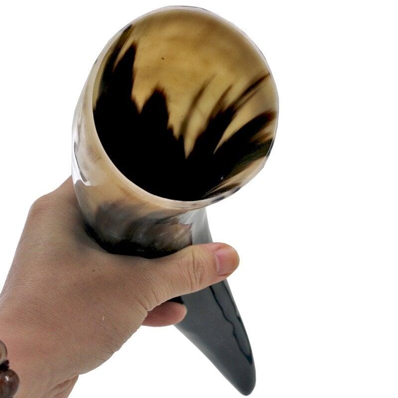 LoungeYard | Raven Drinking Horn — product view 3