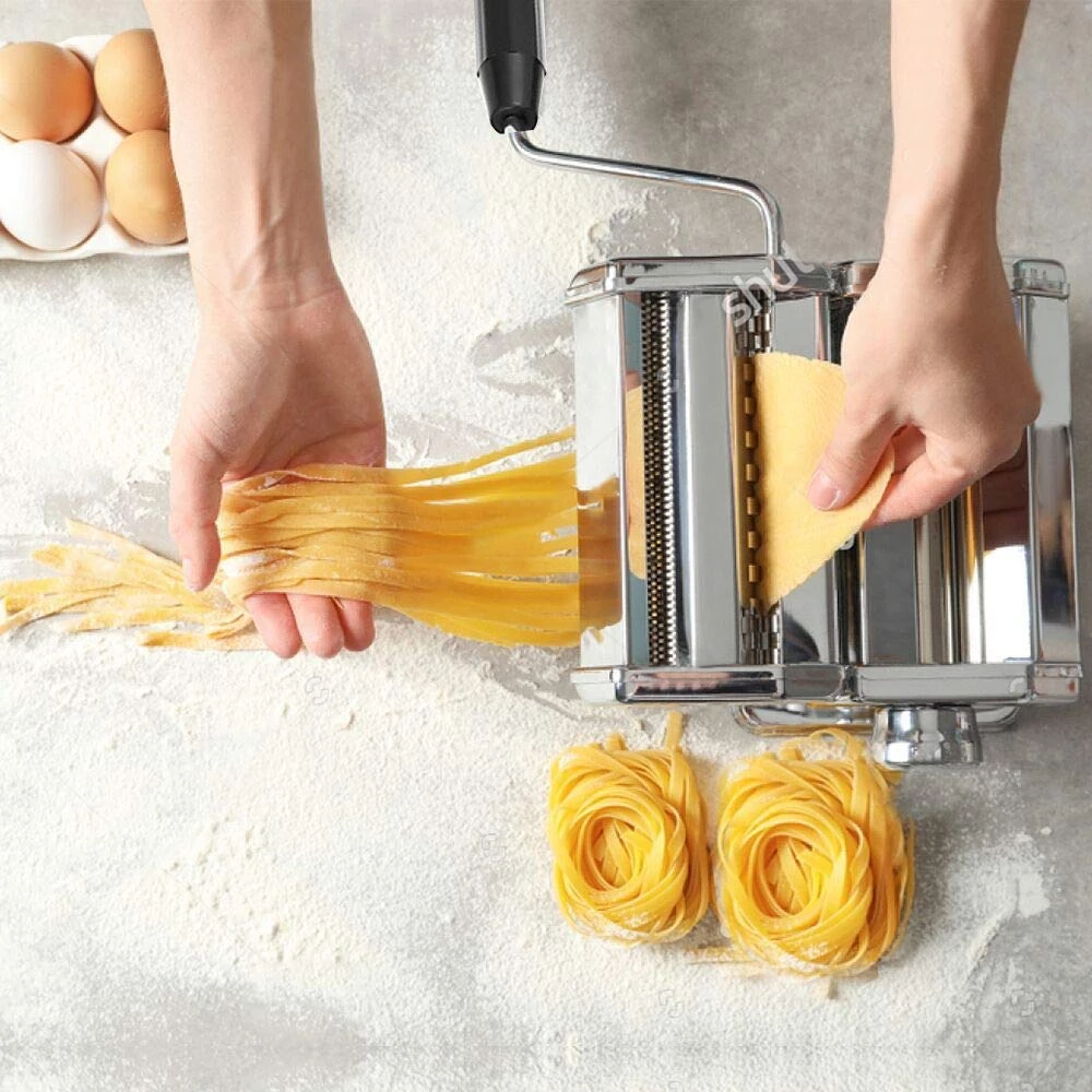 LoungeYard | Stainless Steel Manual Noodle Pasta Maker — product view 2