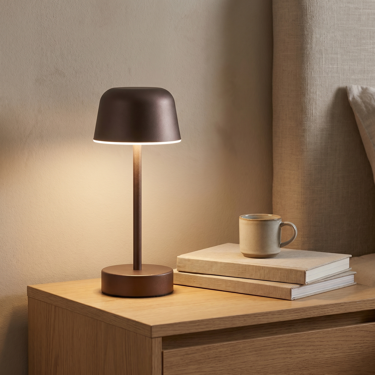 Rechargeable Table Lamp, Dimmable, Iron, Three Light Settings, 3600mAh — product view 3