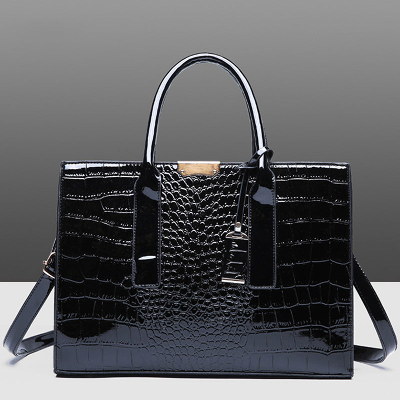 LoungeYard | Bag with crocodile embossing. — product view 3