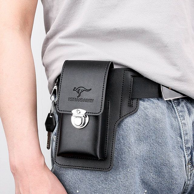 LoungeYard | Portable mobile belt bag — product view 2