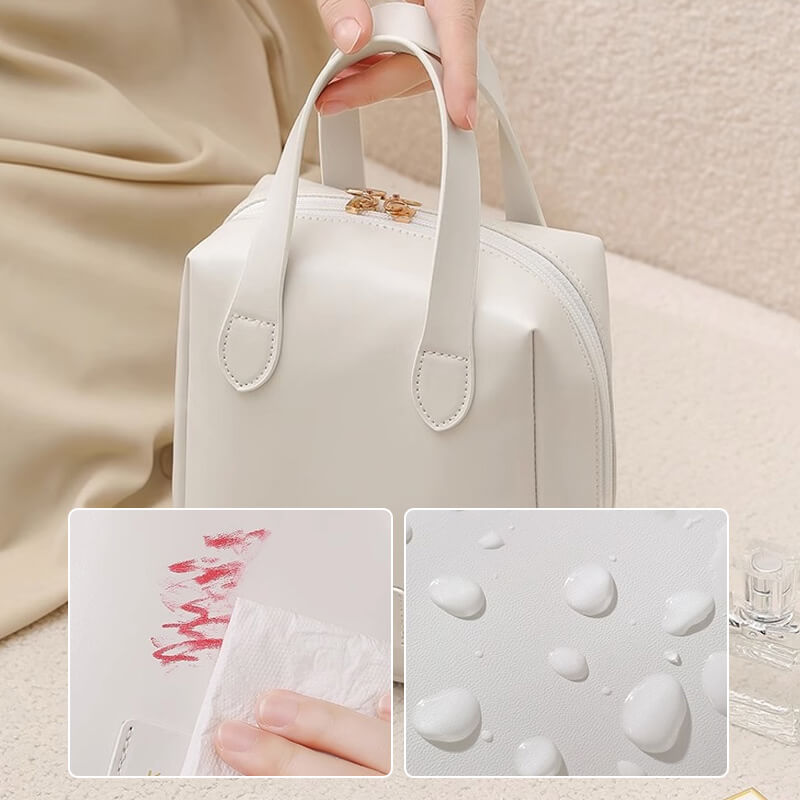 LoungeYard | Travel bag for cosmetics — product view 3