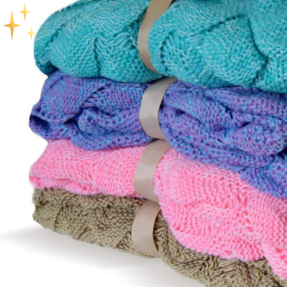 LoungeYard | Warm Knitted Mermaid Tail Blanket - MermaidDreams — product view 4