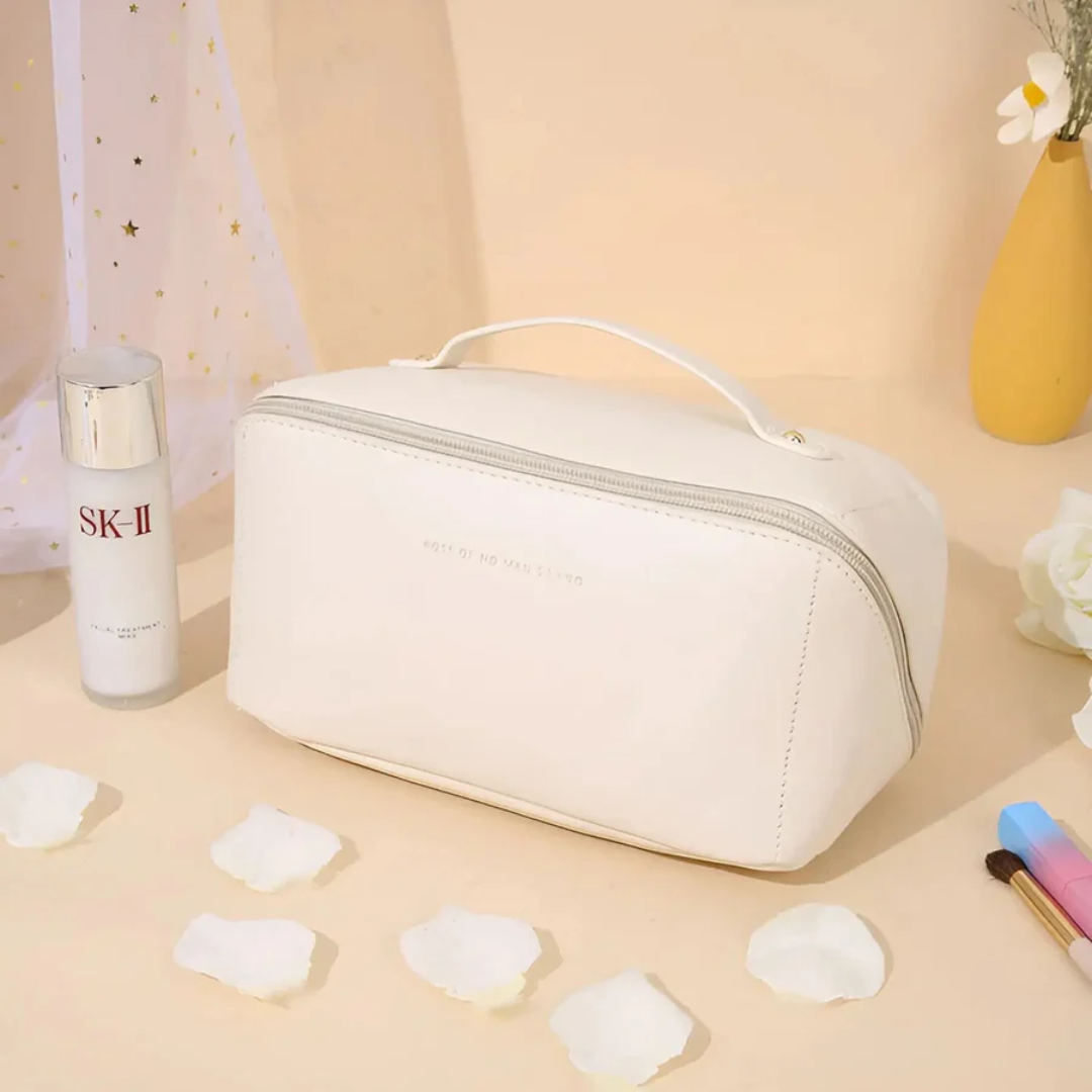 LoungeYard | Waterproof Cosmetic Bag - BeautyGuard — product view 6